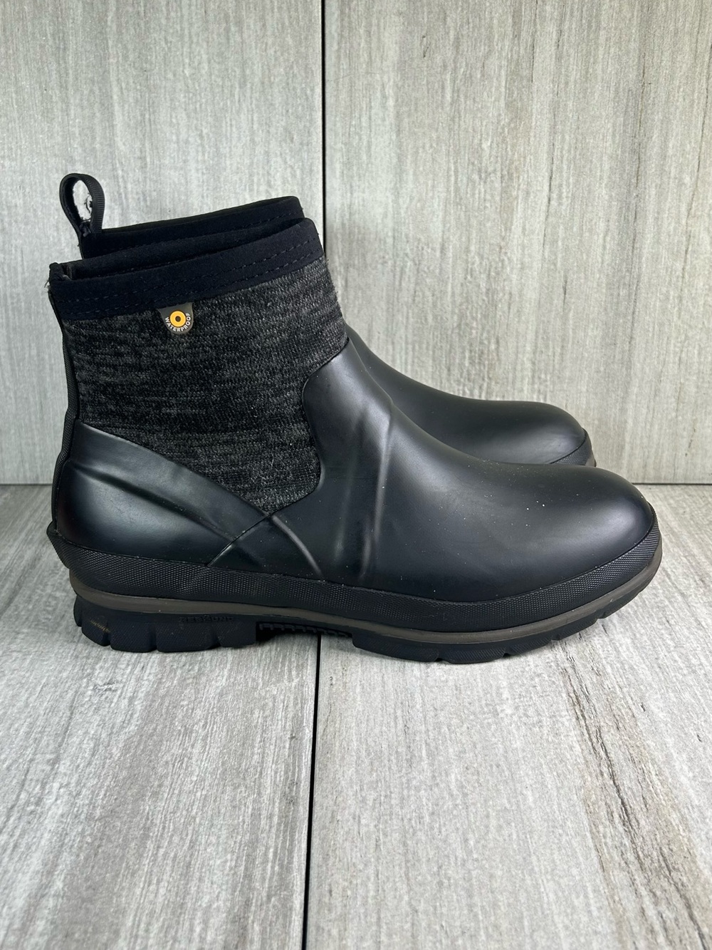 Bogs Crandall Low Black Ankle Rain Weather Booties Waterproof Boot Womens Size 9